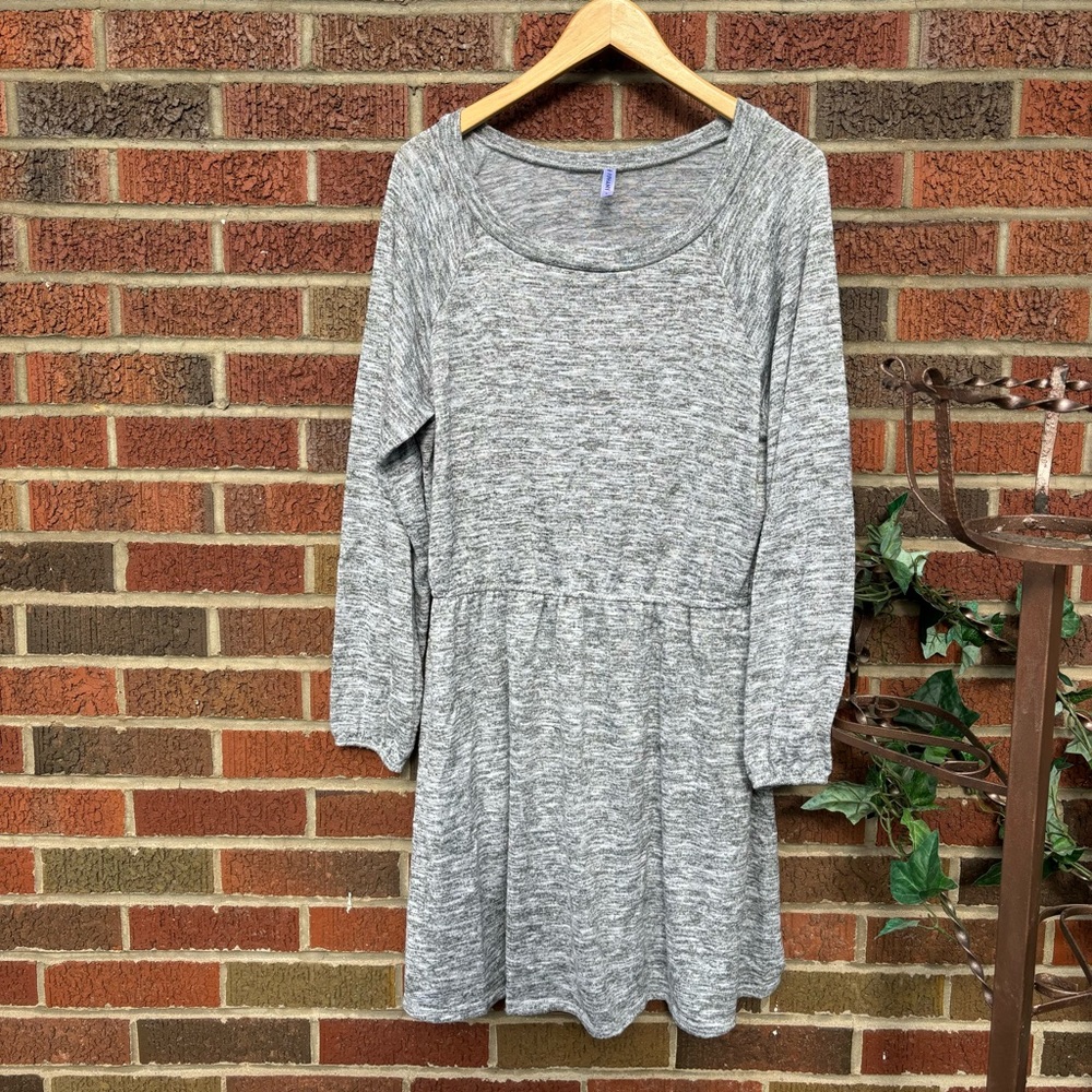 Piphany Marled Gray Long Sleeve Scoop Neck Shift Dress
